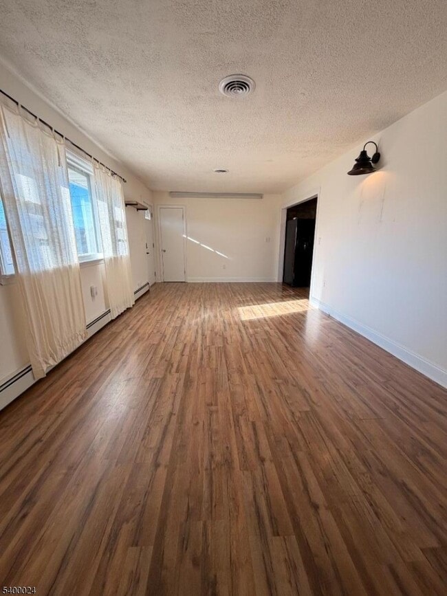 Building Photo - 46 NJ-173