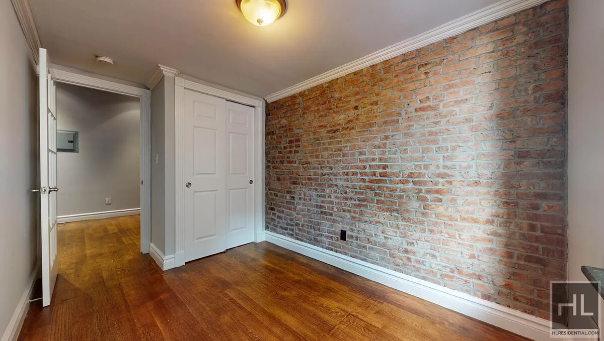 Building Photo - West 14th Street