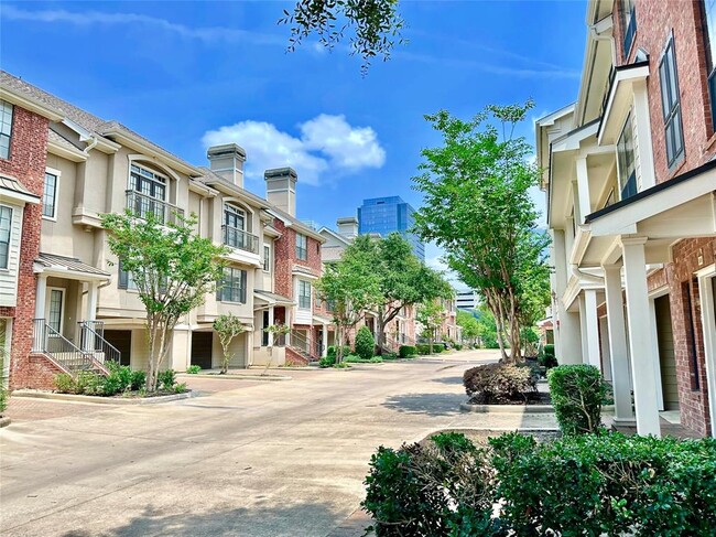 Building Photo - 15200 Memorial Dr