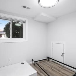 Building Photo - 5201 Banks Pl NE