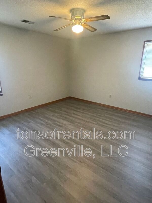 Building Photo - 119 Lacey Ln