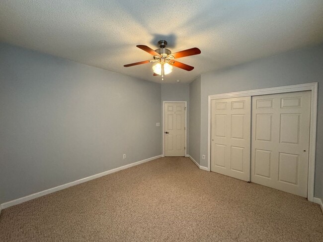 Building Photo - Beautiful 3 Bedroom Single Family Home near Chics Beach!!! "ASK ABOUT OUR ZERO DEPOSIT"