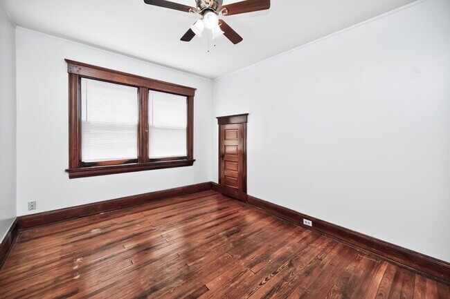 Building Photo - 2315 Moerlein Ave