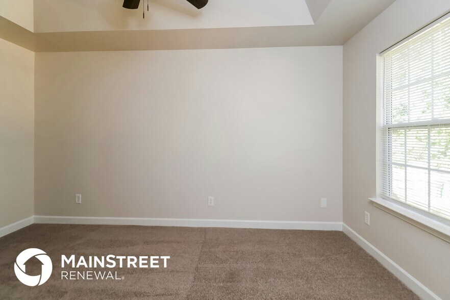 Building Photo - 2331 Reid Oaks Dr