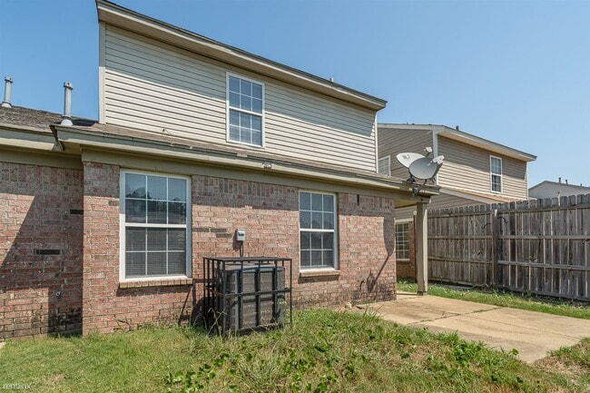 Building Photo - 3 br, 2.5 bath House - 7981 Marsha Woods D...