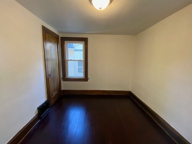 Building Photo - Classic 1929 Beauty—Updated Systems, Cozy ...