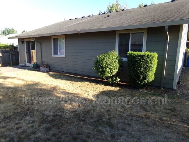 Building Photo - 1210 NE 163rd Ct