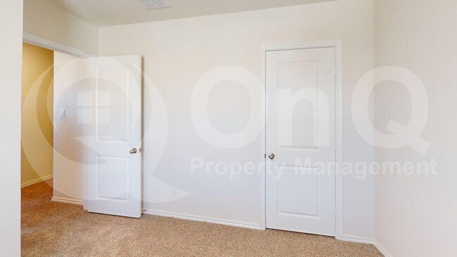 Building Photo - 315 Clematis St