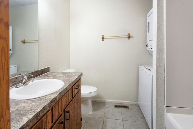 Building Photo - Two Bedroom - Ground Floor - Attached Garage