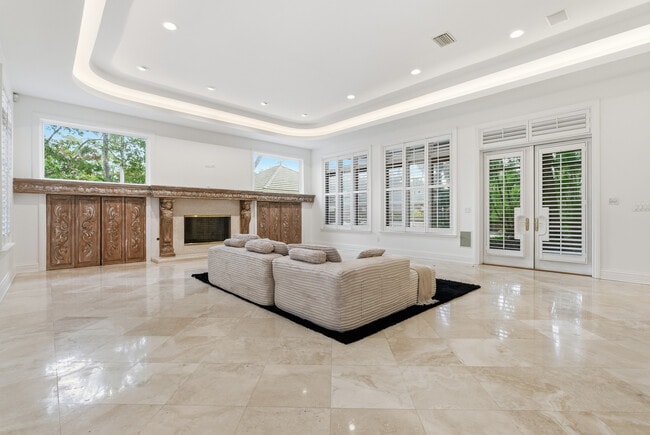 Building Photo - 4407 W Dale Ave