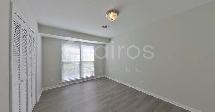 Building Photo - 6922 43rd St