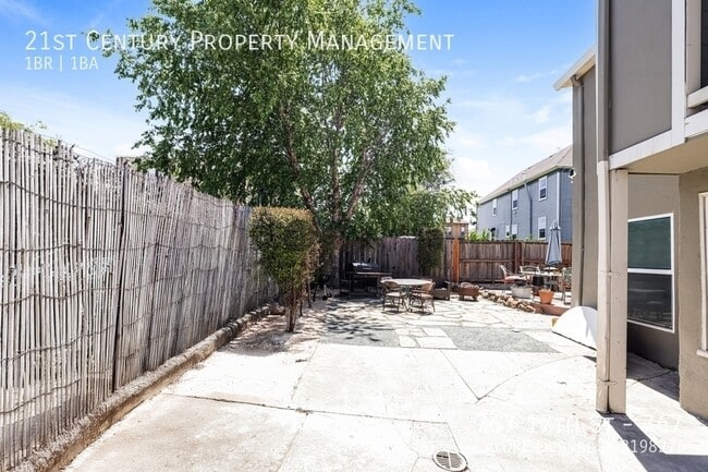 Building Photo - 767 17th St