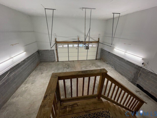 Building Photo - 1750 Cook Rd