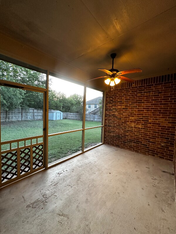Building Photo - 3052 Pine Valley Dr