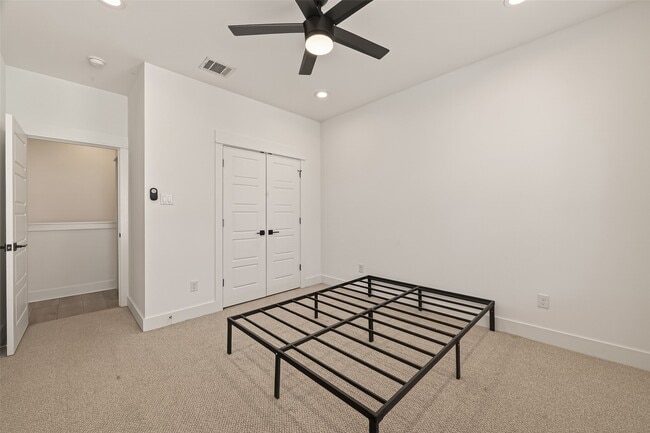 Building Photo - 7707 Johanna Pk Dr