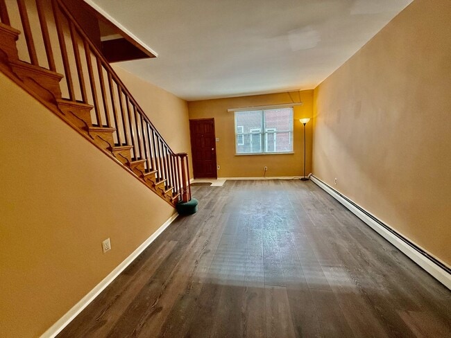 Building Photo - Recently UPDATED 3 BD/1 BA HOUSE in great East Passyunk/LOMO location w/ new Engineered Wood Floo...