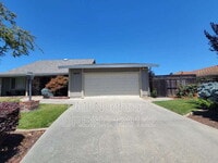 Building Photo - 2842 Vista Grande