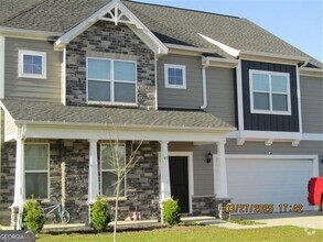 Building Photo - 41 Gracyn Ln