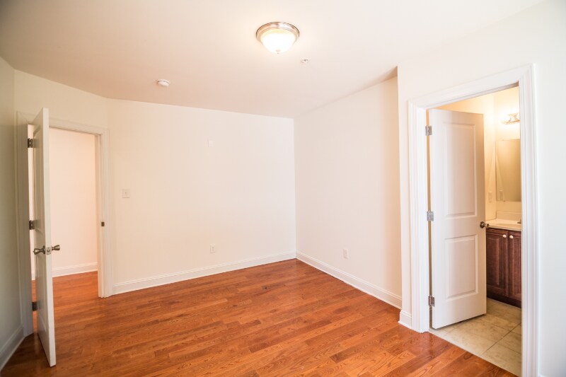 Building Photo - 3614 Spring Garden St