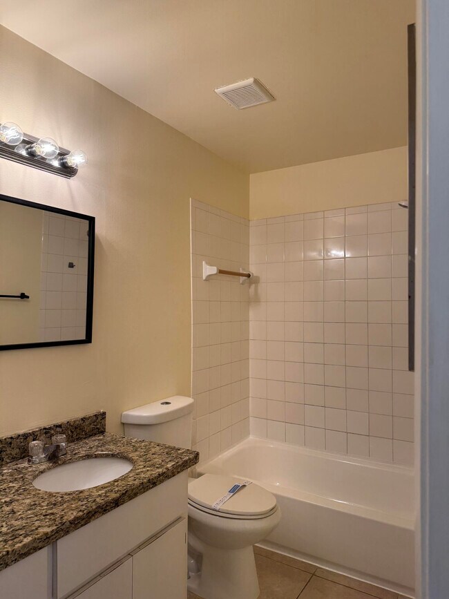 Building Photo - 11406 NW 45th St