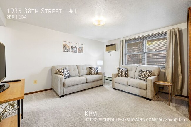 Building Photo - 2 BEDROOM | 1 BATH | MAIN LEVEL APARTMENT ...