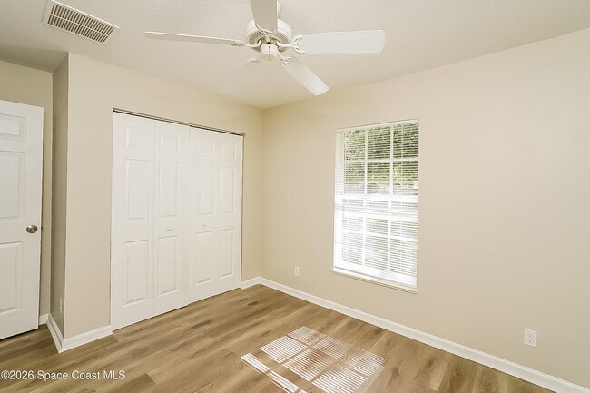 Building Photo - 1273 SW Curtis St