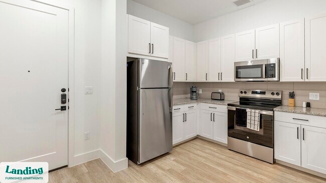 Building Photo - 650 E Sycamore St