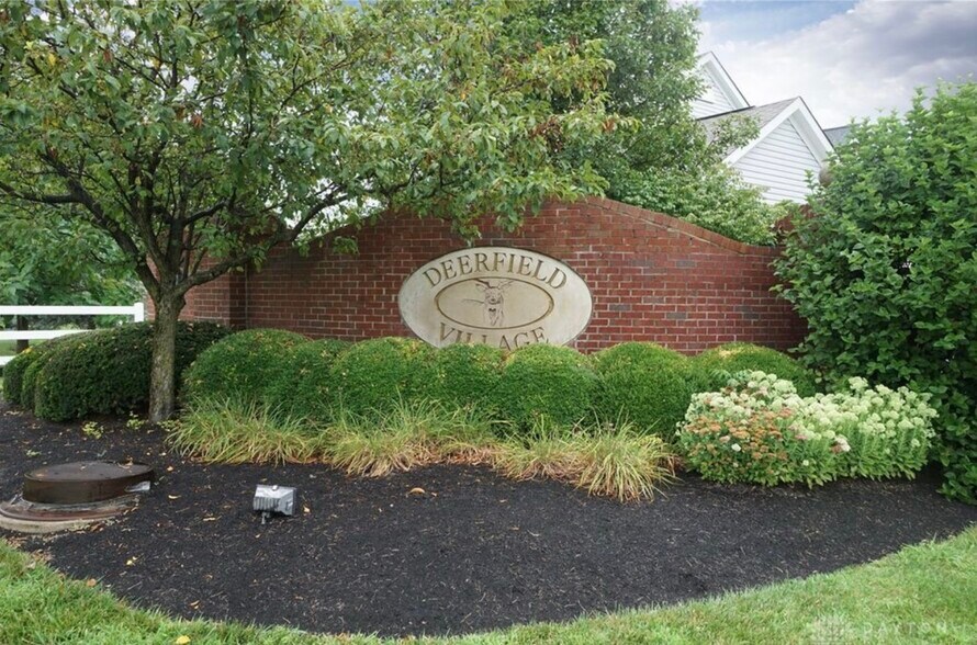 Building Photo - 5926 Deerfield Village Dr