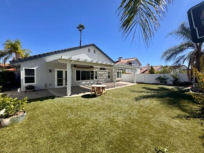 Building Photo - 25483 Blackthorne Dr