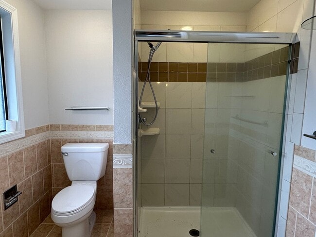 Building Photo - Beautiful 4BD Home | Fireplace, Fenced Backyard, Deck, Garage & A/C