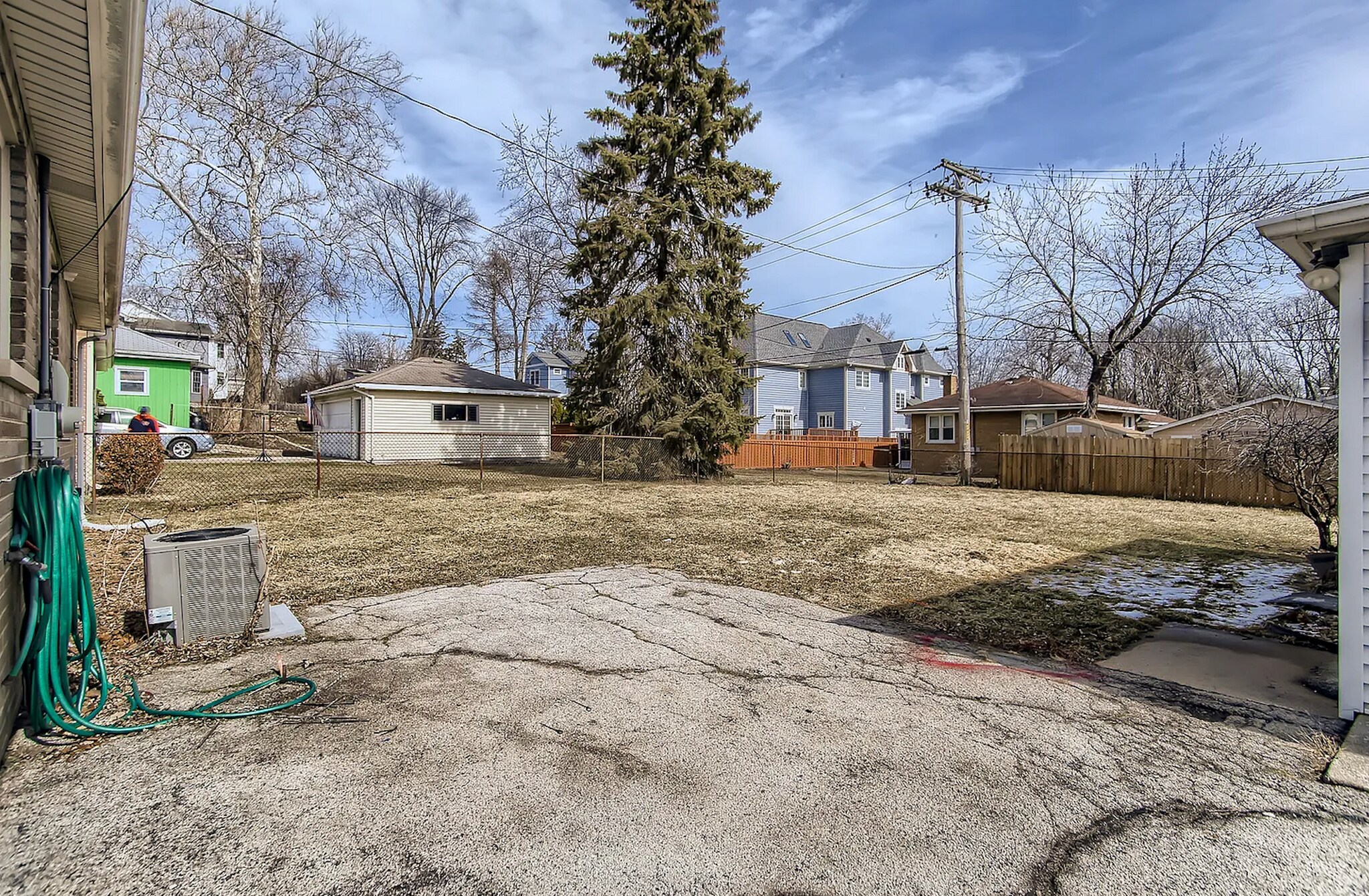 Building Photo - 5441 Benton Ave