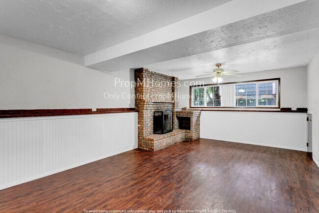 Building Photo - Secluded Nature Retreat: 3 Bedrooms + Bonus Space!