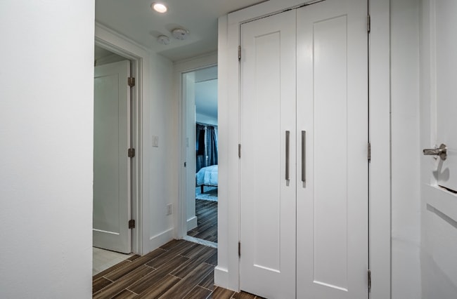 Building Photo - 1399 N Druid Hills Rd