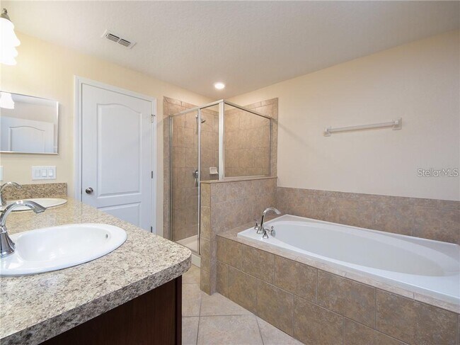 Building Photo - 3439 Rodrick Cir