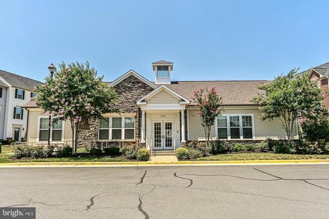 Building Photo - 13821 Litespeed Way