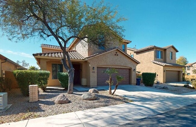 Building Photo - 4125 E Bellerive Dr