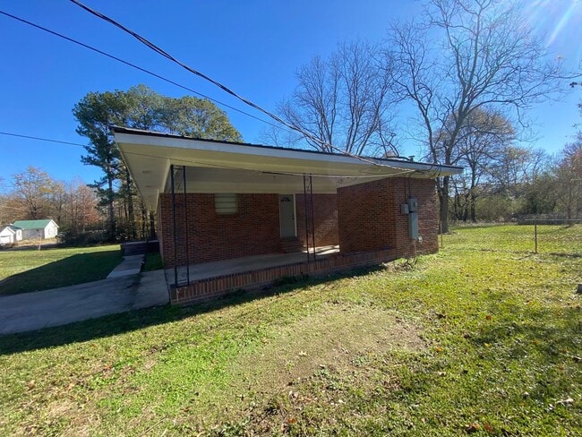 Building Photo - 4029 Stone Dr
