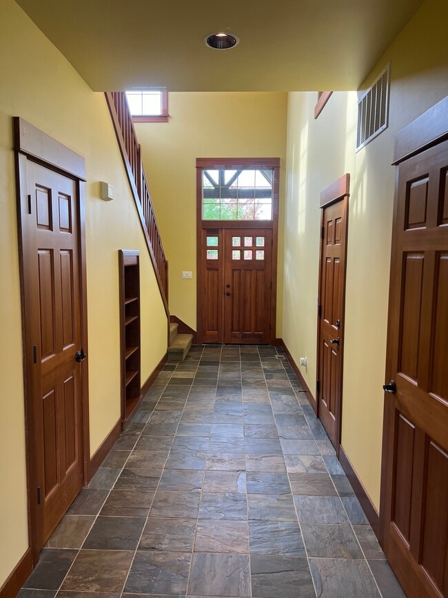 Building Photo - 3621 187th Pl NE