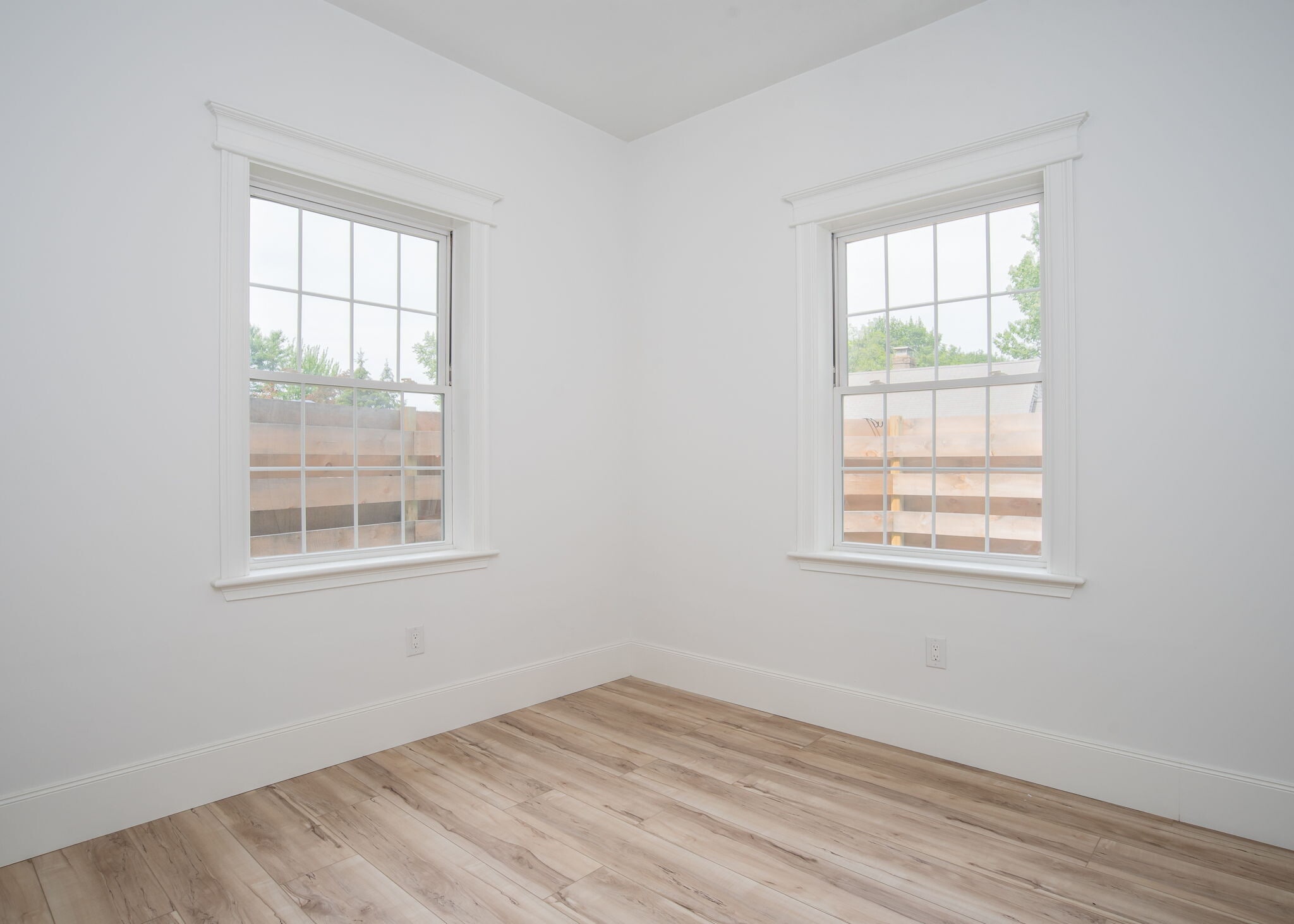 Building Photo - 732 Highland Ave