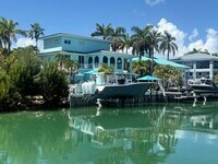 Building Photo - 124 Indies Dr N