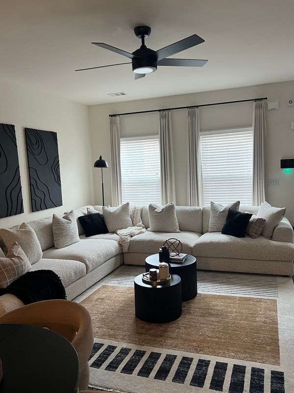 Building Photo - 832 Ambient Way