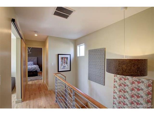 Building Photo - 3639 Mariposa Street