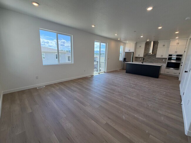 Building Photo - BRAND NEW HOME!!!