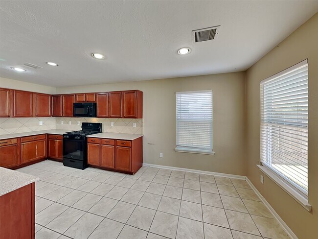 Building Photo - 18219 Rexine Ln