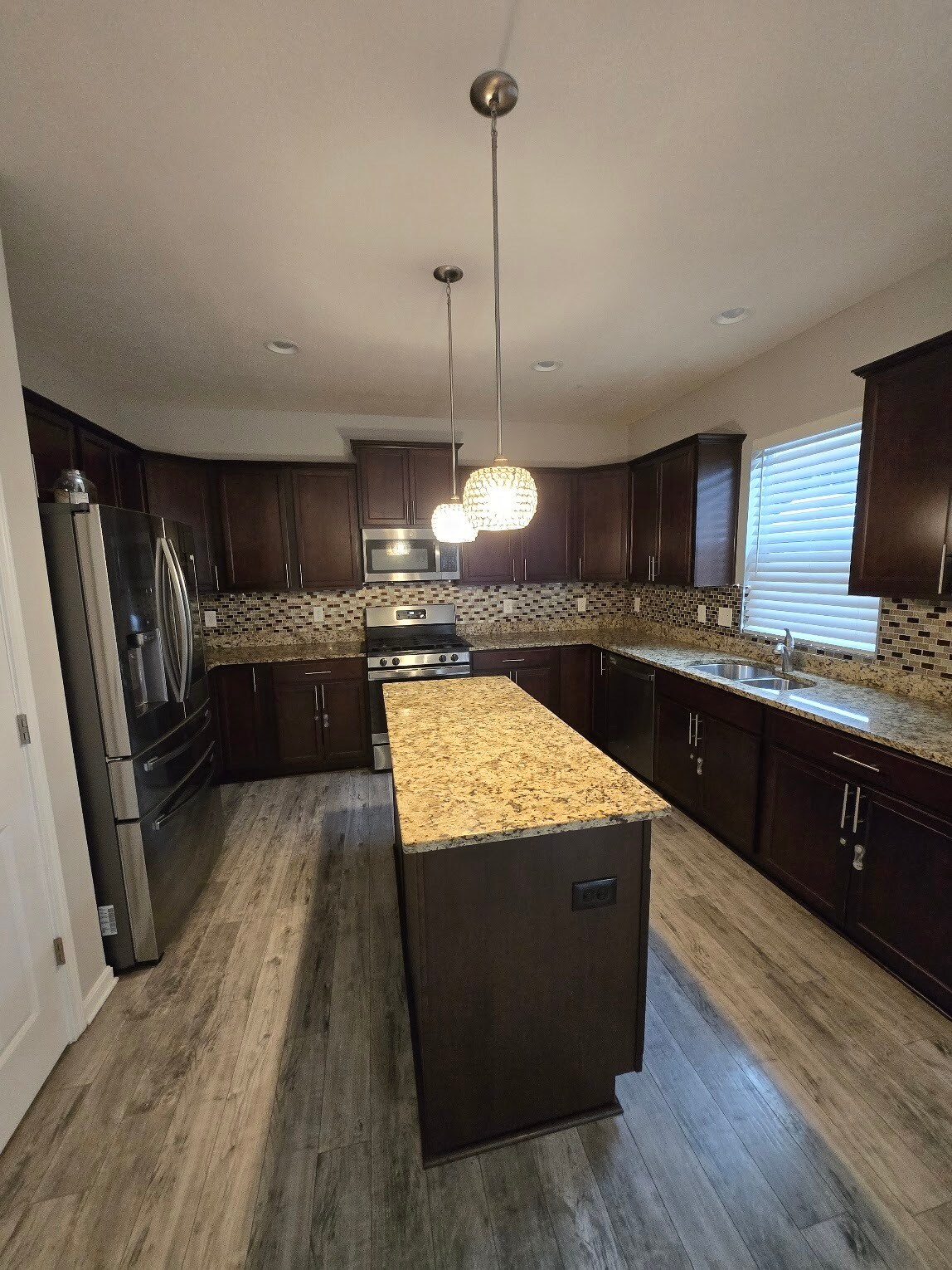 Building Photo - 6885 Charlestown Ln