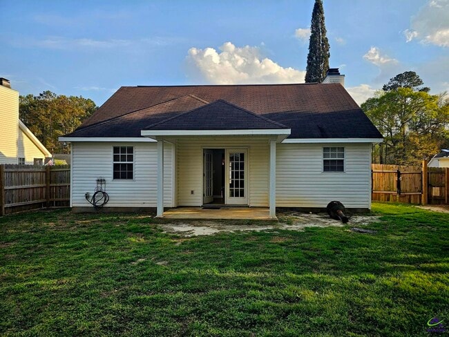 Building Photo - 217 Willis Creek Rd