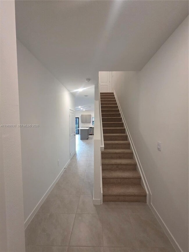 Building Photo - 1114 SW 9th Ave