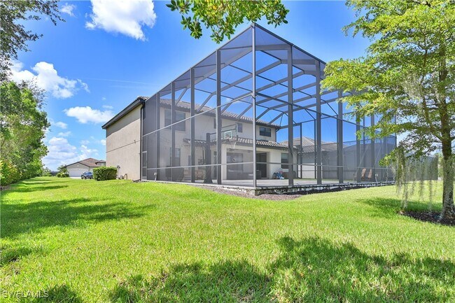 Building Photo - 11884 Boxelder Way
