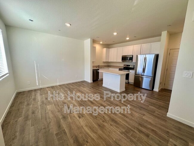 Building Photo - 3905 Congaree Way