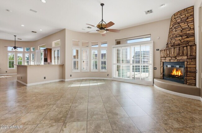 Building Photo - 25914 N 49th Ln